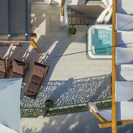 Вилла Hollyday Rina Free Parking And Garage
