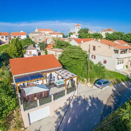 Hollyday Rina Free Parking And Garage Вилла Задар